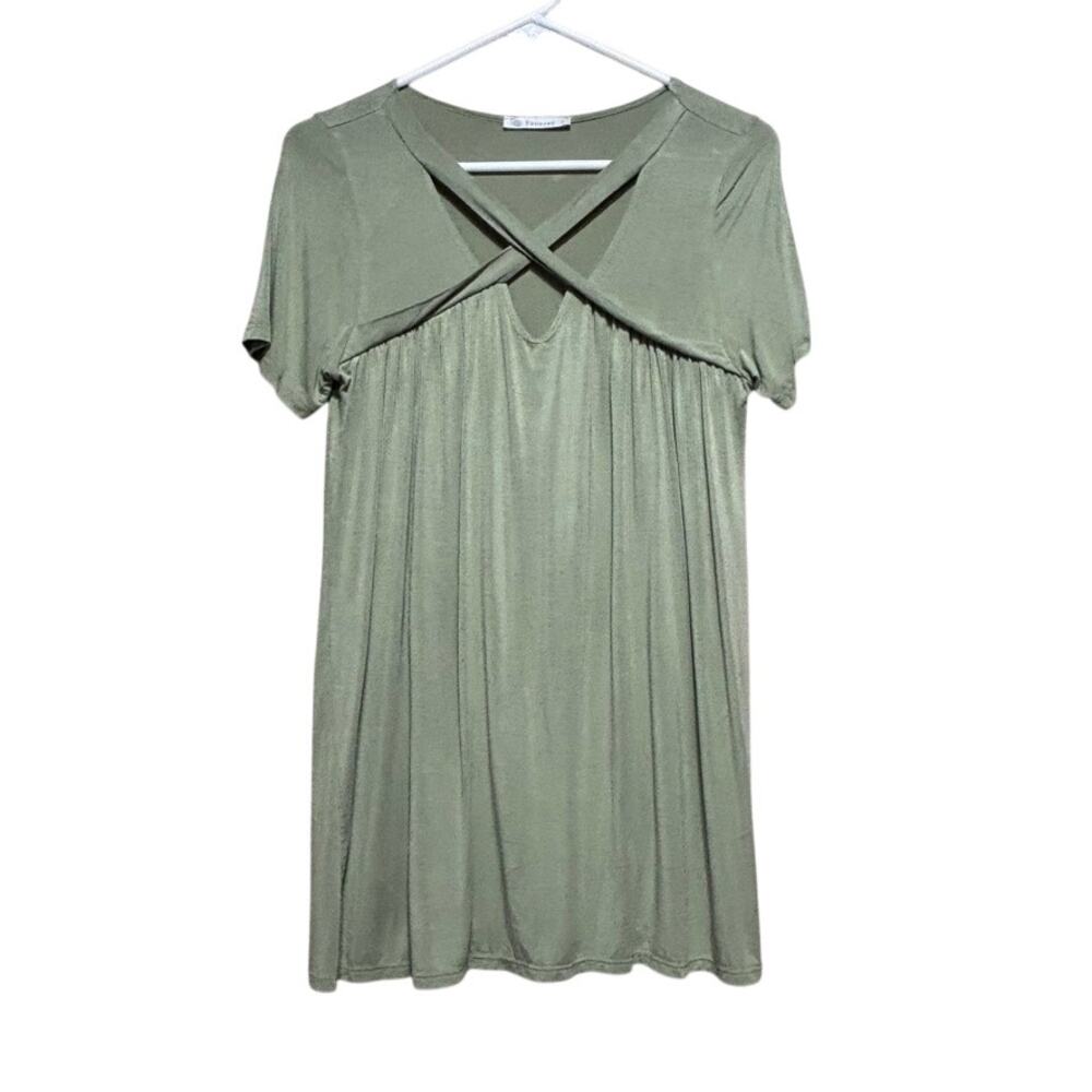 Veveret Small Sage Green Criss Cross Neck Swing Tunic Top Short Sleeve Boho